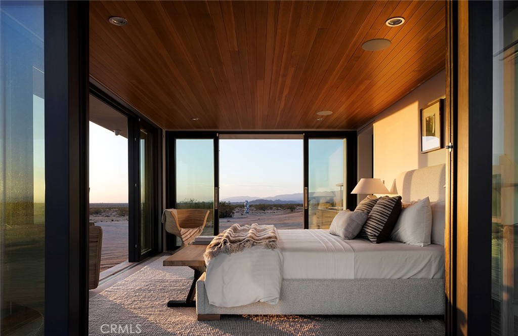 MLS #OC25225940 image #16