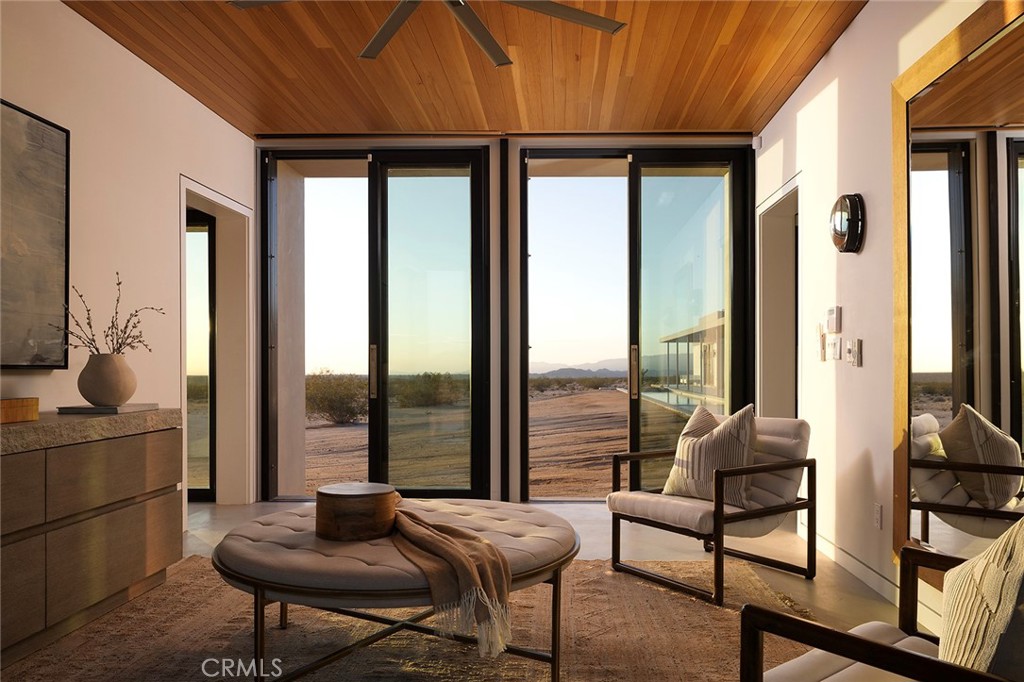 MLS #OC25225940 image #19