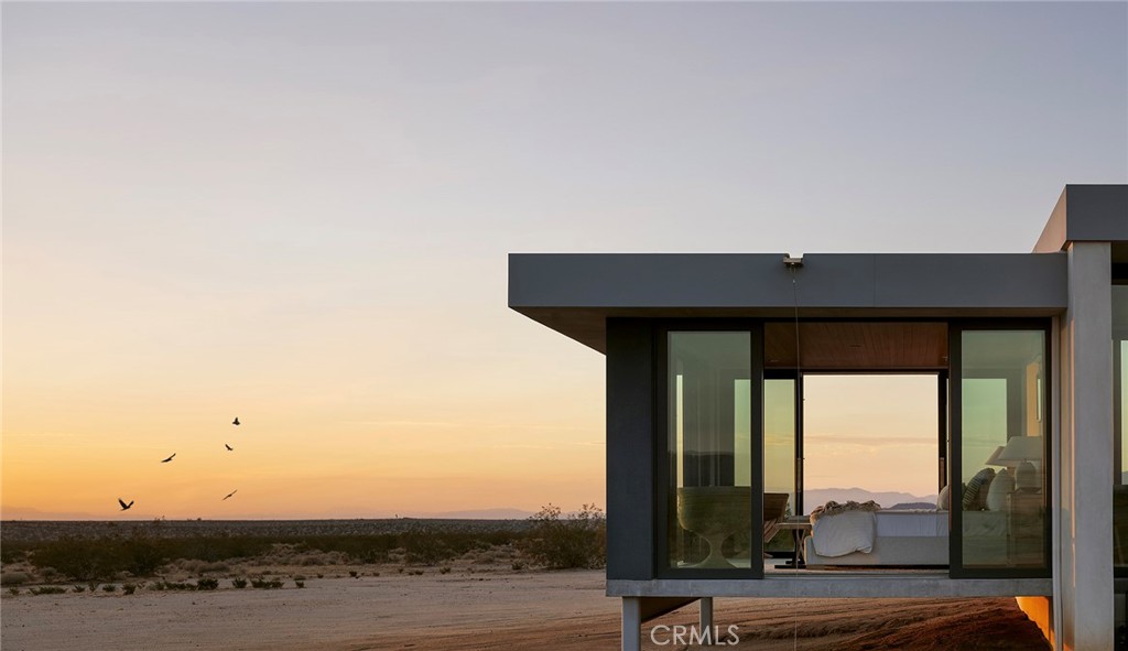 MLS #OC25225940 image #4