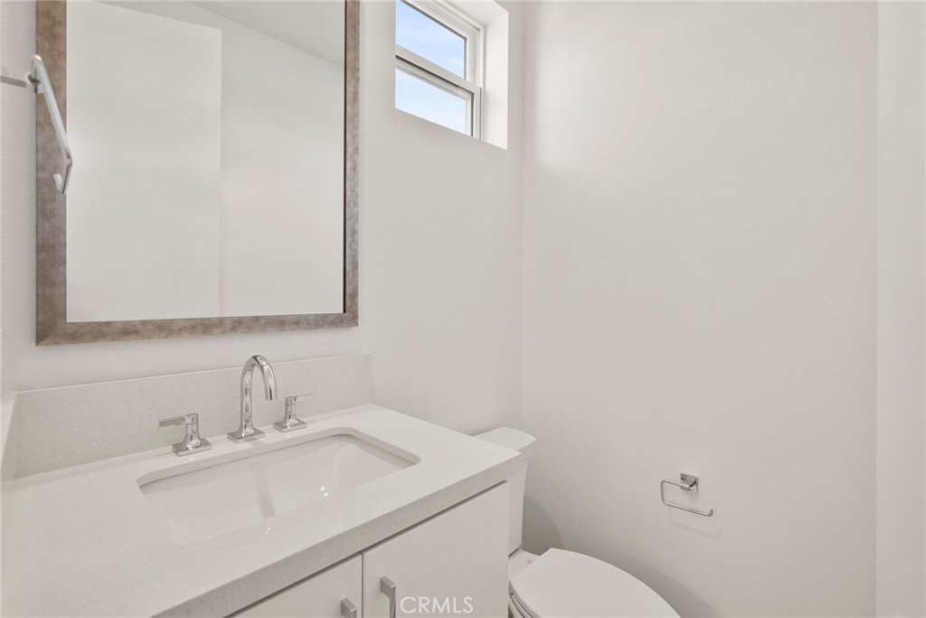 MLS #OC25227681 image #20