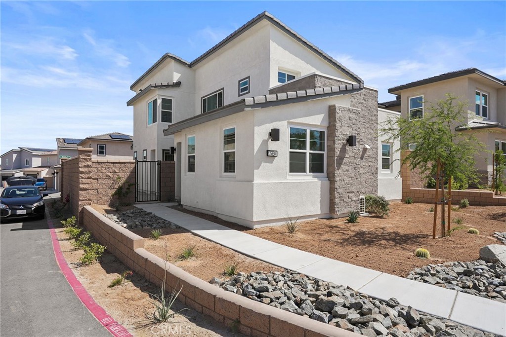 MLS #OC25227681 image #3