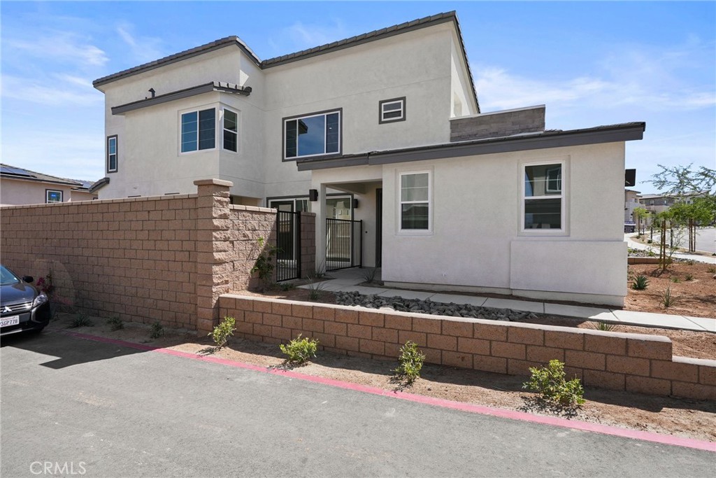 MLS #OC25227681 image #4