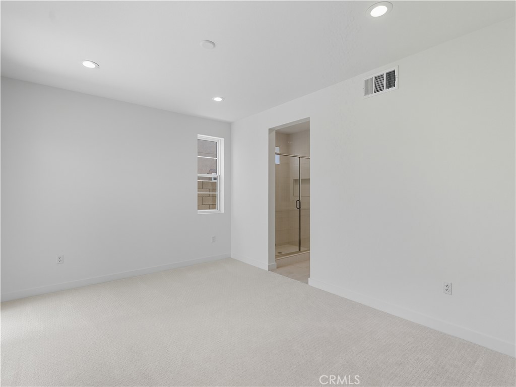 MLS #OC25227775 image #9