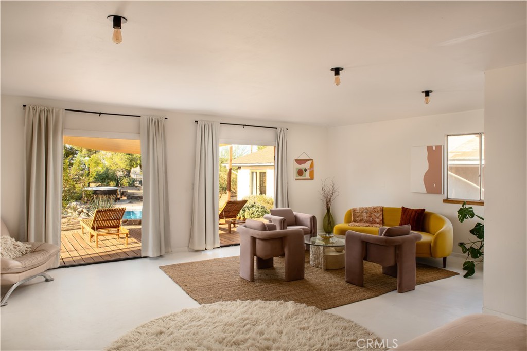 MLS #OC25228921 image #20