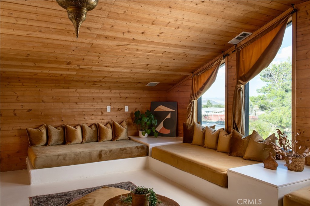 MLS #OC25228921 image #9