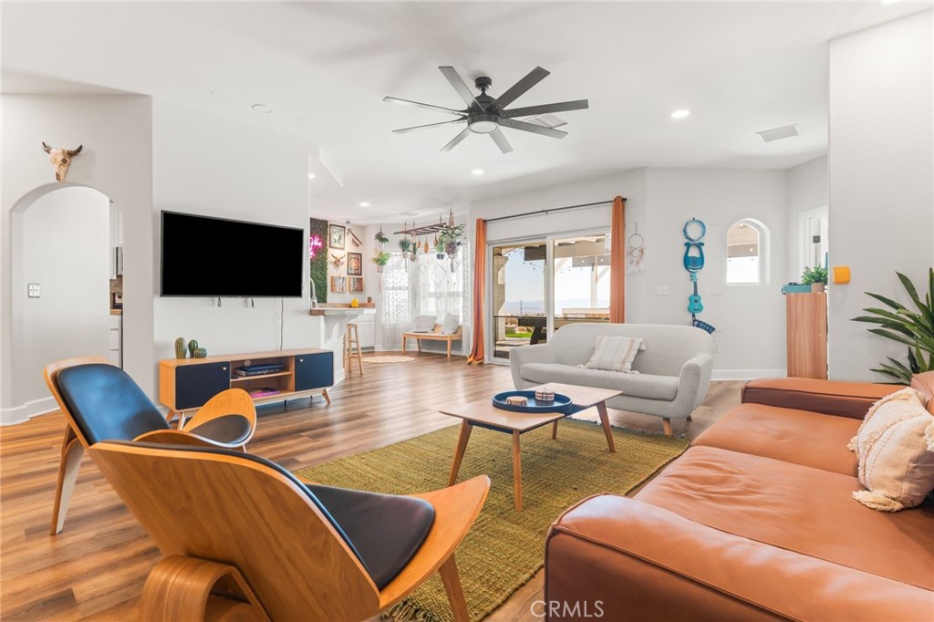 MLS #OC25229963 image #13