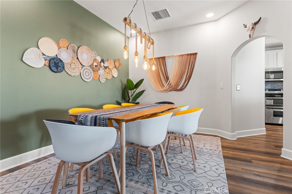 MLS #OC25229963 image #15