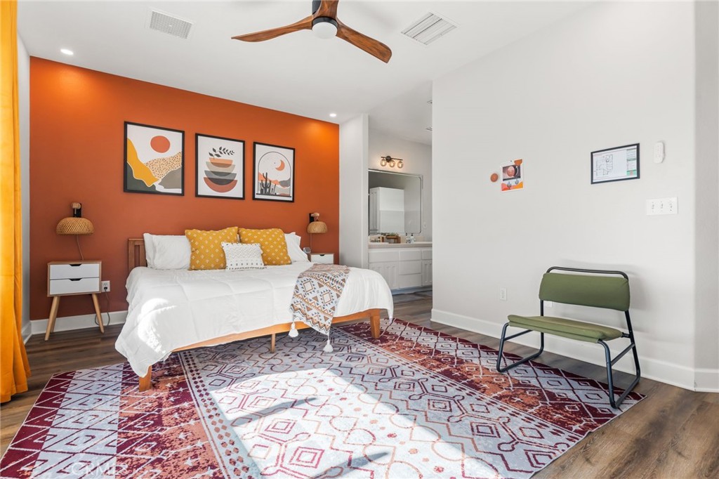 MLS #OC25229963 image #22