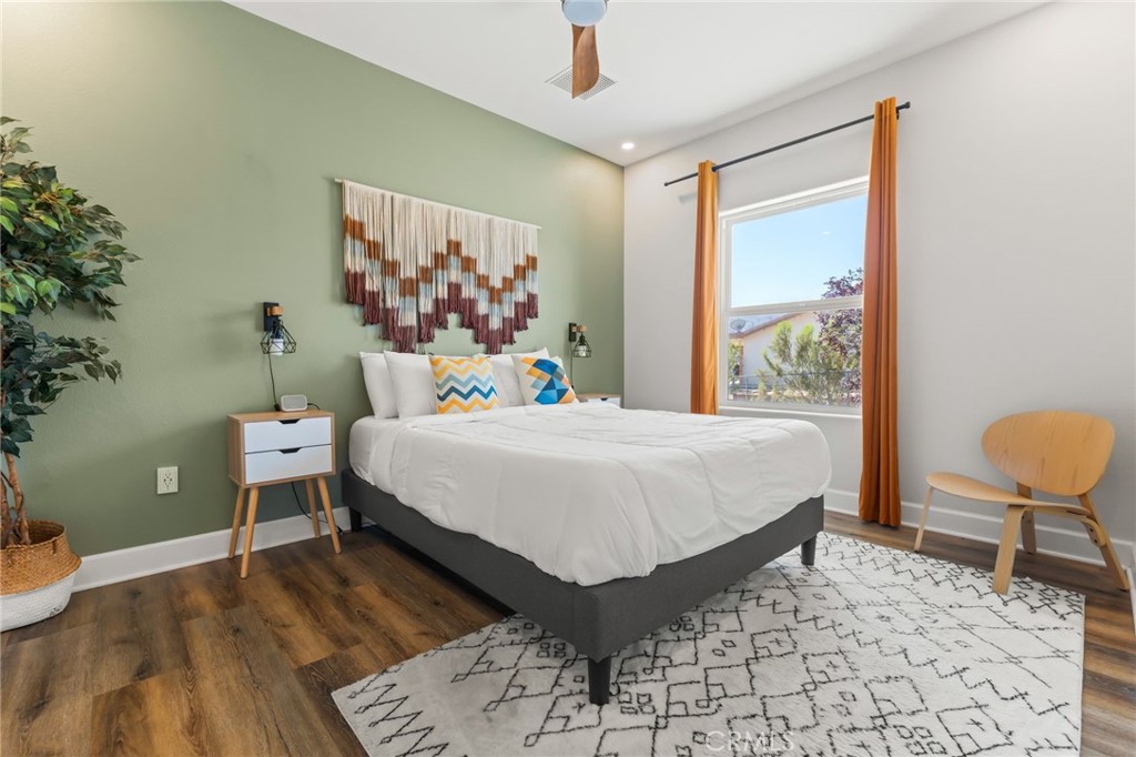 MLS #OC25229963 image #24