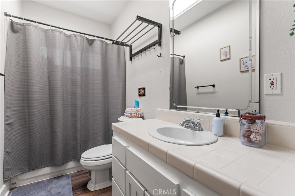 MLS #OC25229963 image #32