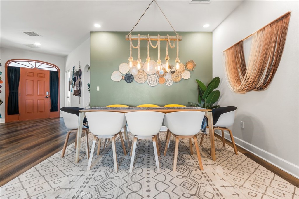 MLS #OC25229963 image #8