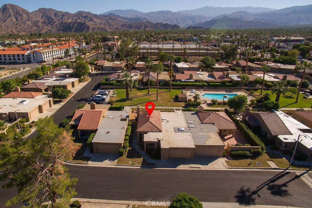 MLS #OC25233073 image #39