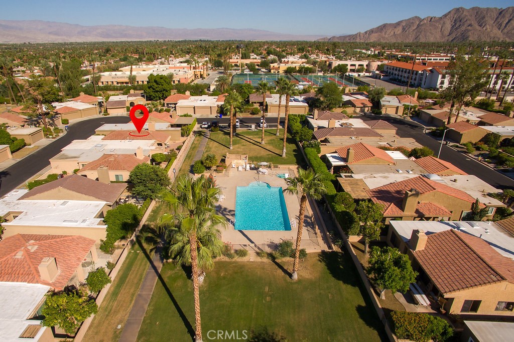 MLS #OC25233073 image #41