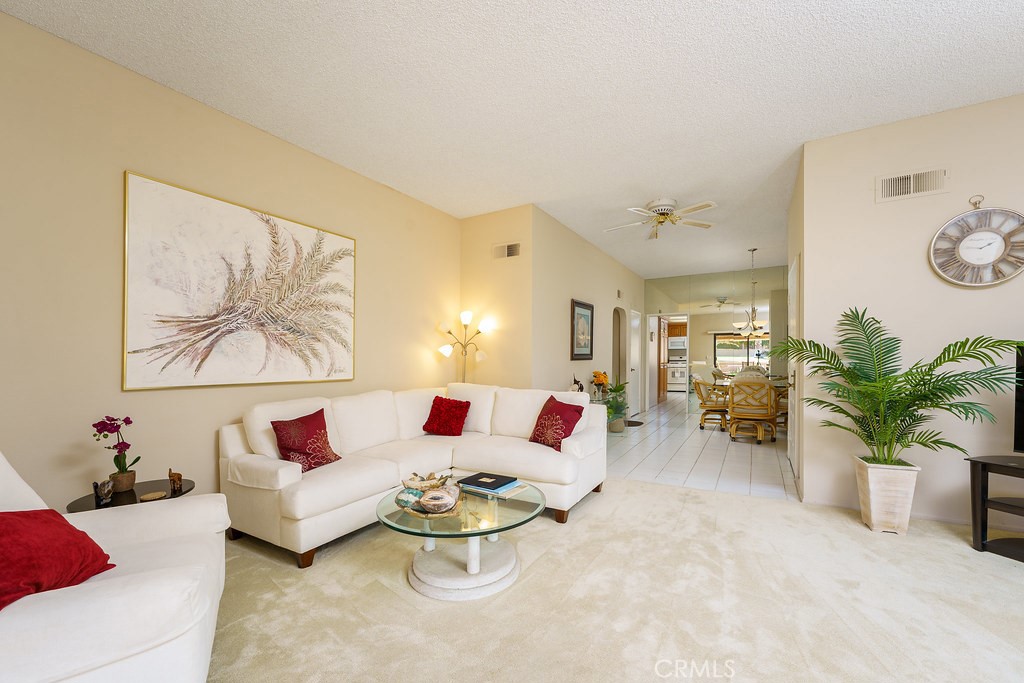 MLS #OC25233073 image #6