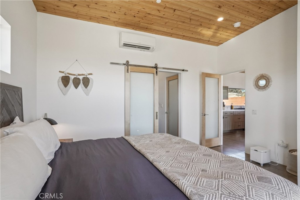 MLS #OC25234362 image #14