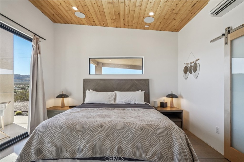 MLS #OC25234362 image #16