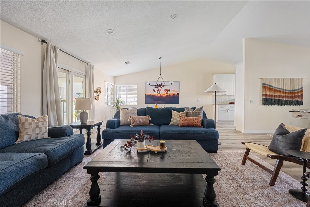 MLS #OC25234364 image #3