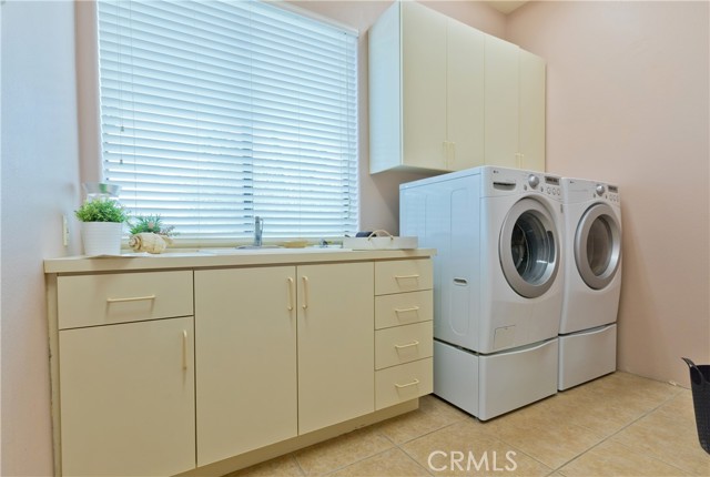 MLS #OC25236453 image #45