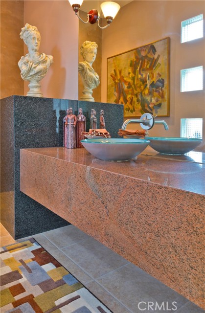 MLS #OC25236453 image #47