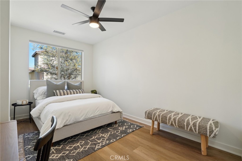 MLS #OC25241745 image #16