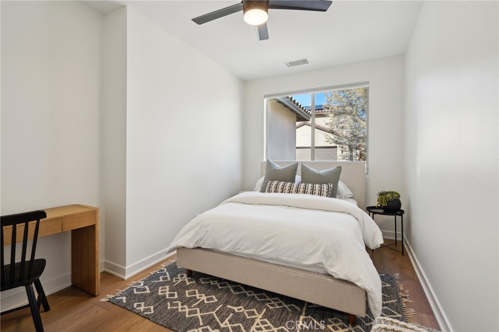 MLS #OC25241745 image #17