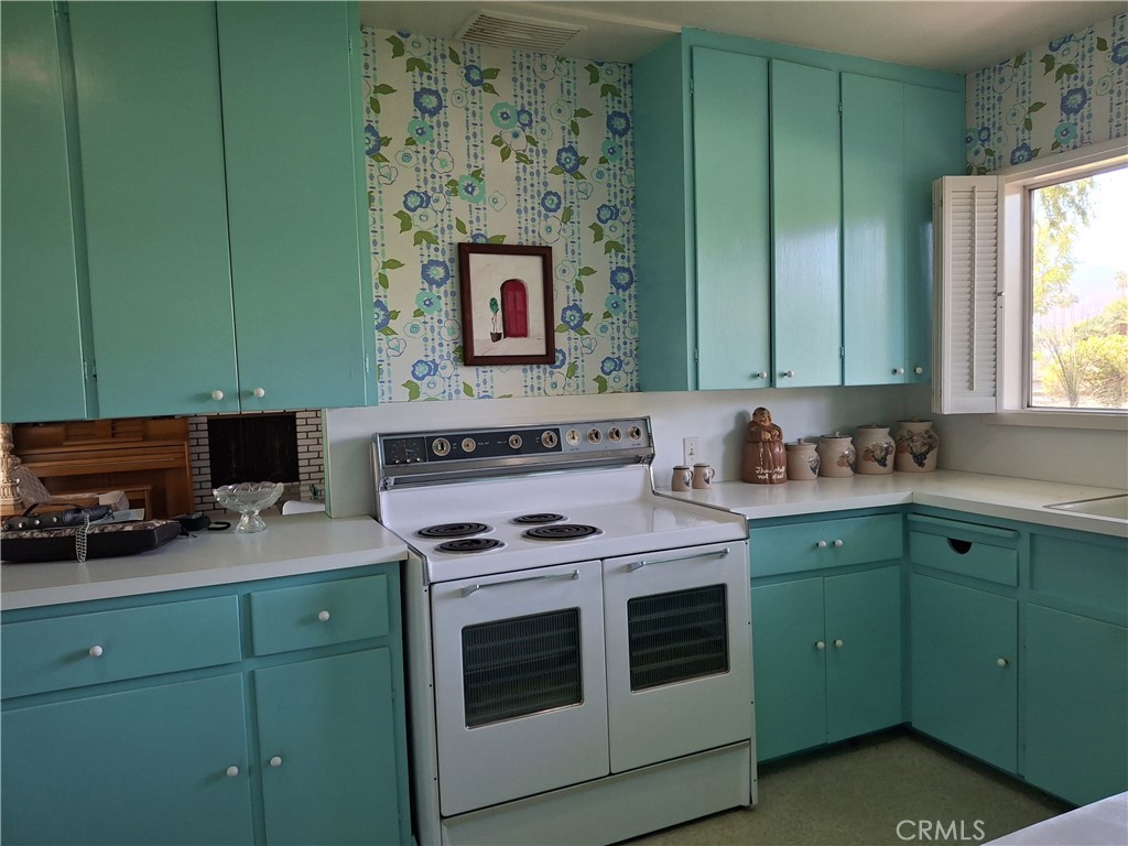 MLS #OC25243739 image #5