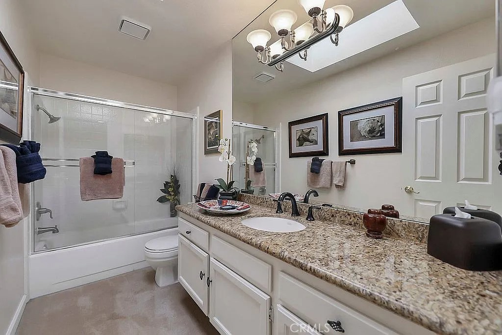 MLS #OC25244932 image #15