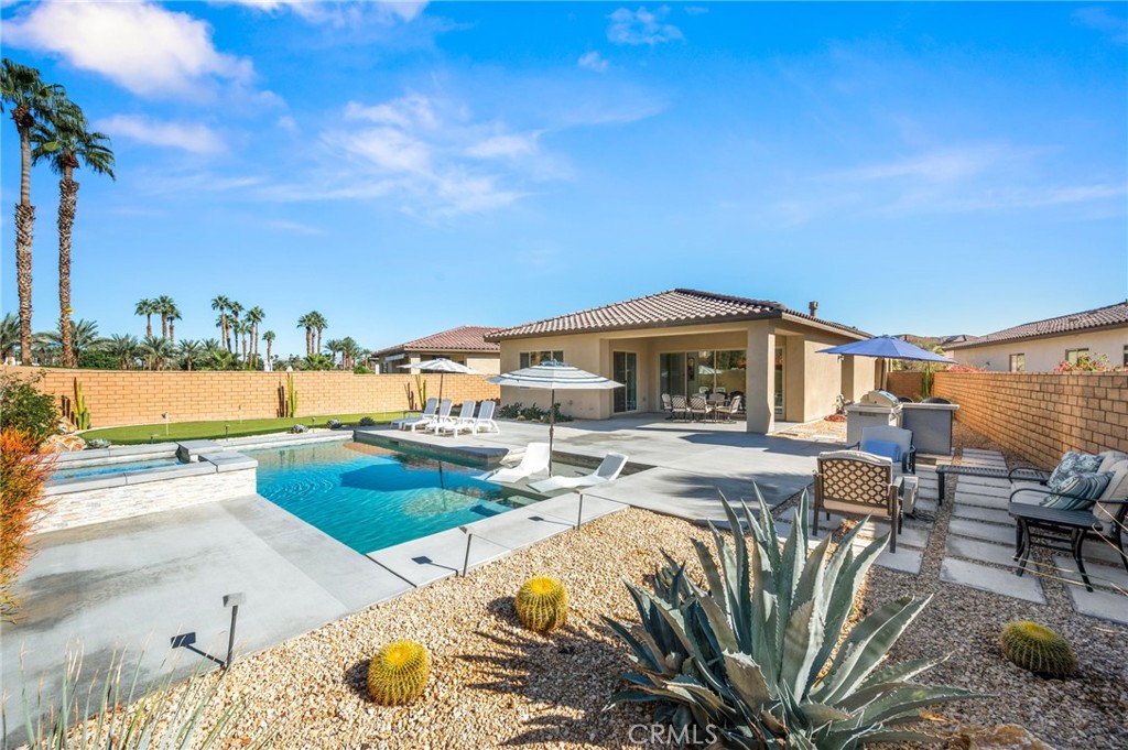 MLS #OC25245423 image #40