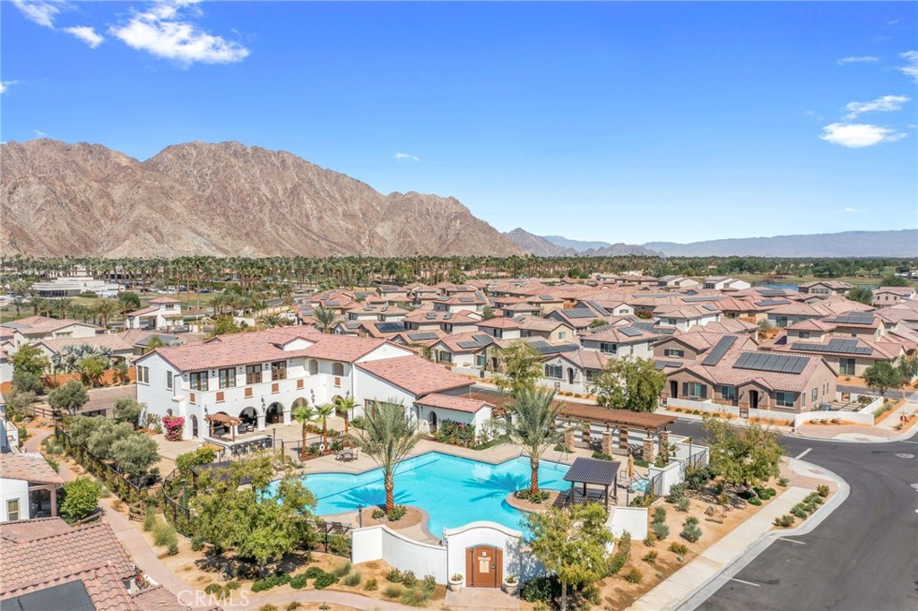 MLS #OC25245423 image #51