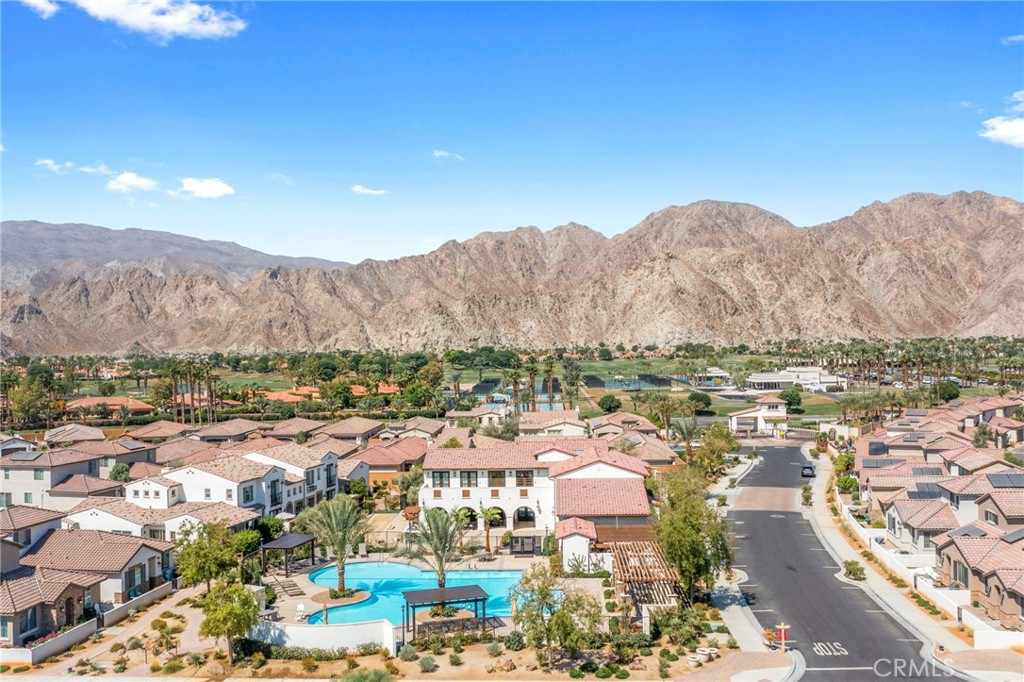 MLS #OC25245423 image #52