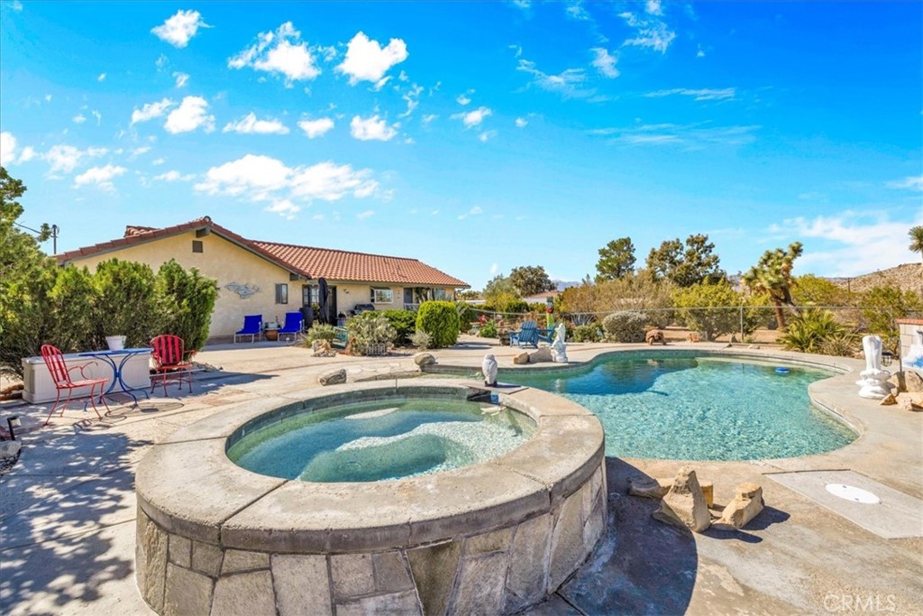 MLS #OC25247911 image #38