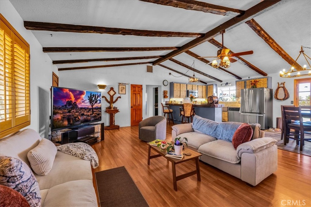 MLS #OC25247911 image #9