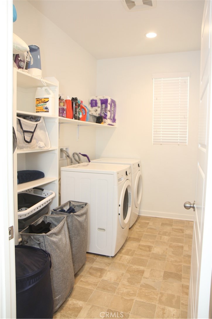 MLS #OC25250176 image #13