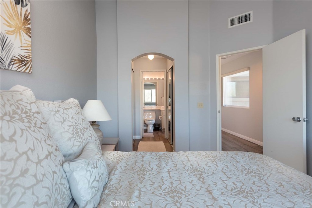 MLS #PW25000593 image #26