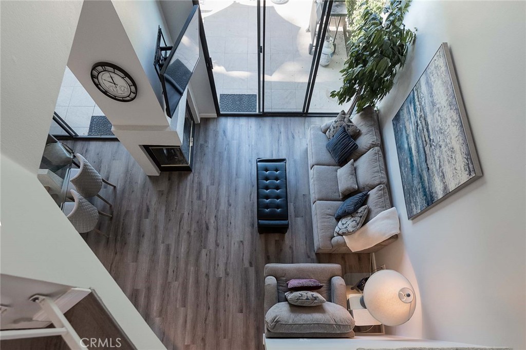 MLS #PW25000593 image #32