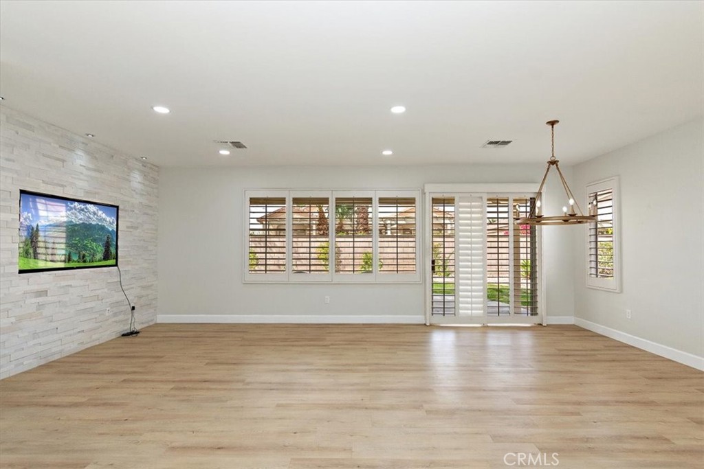 MLS #PW25049606 image #7