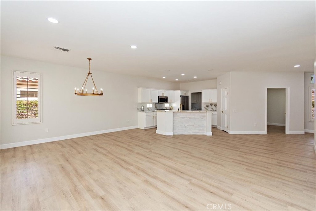 MLS #PW25049606 image #8