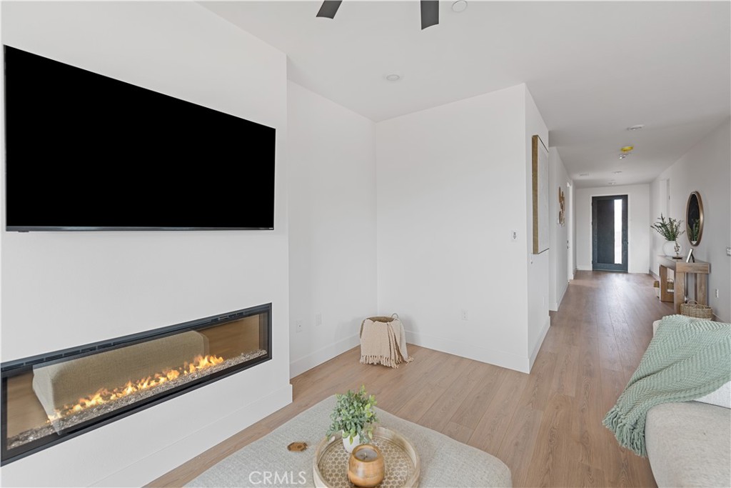 MLS #PW25093391 image #5