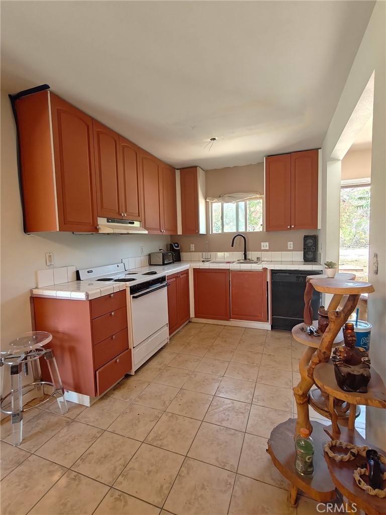 MLS #PW25112729 image #4