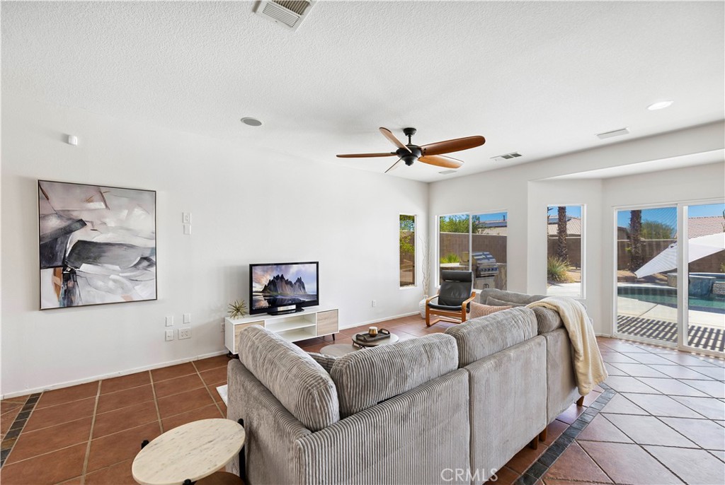 MLS #PW25145254 image #6