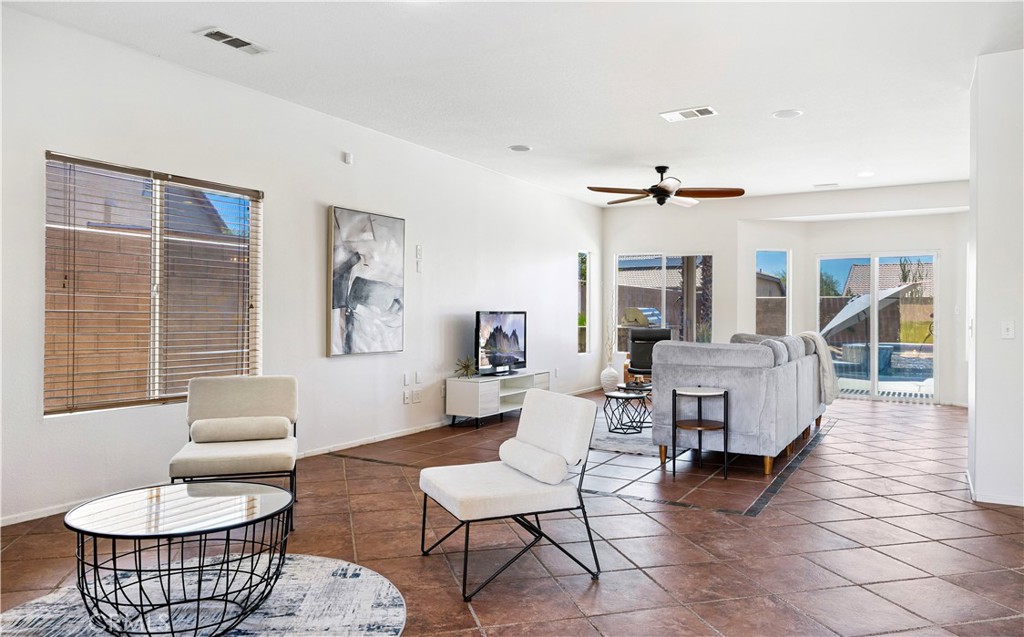 MLS #PW25145254 image #8