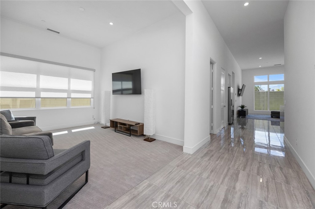 MLS #PW25170800 image #5