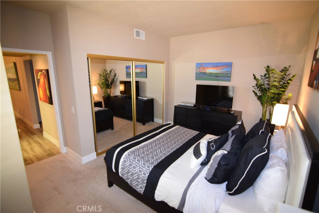 MLS #PW25180448 image #5