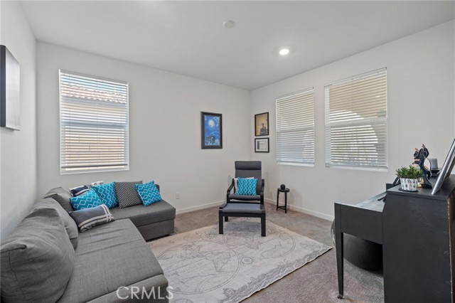 MLS #PW25230340 image #5