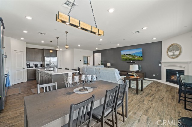 MLS #PW25230340 image #9