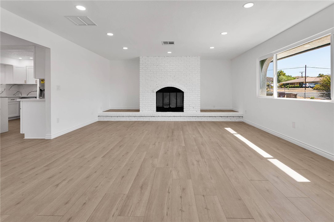 MLS #PW25231349 image #5