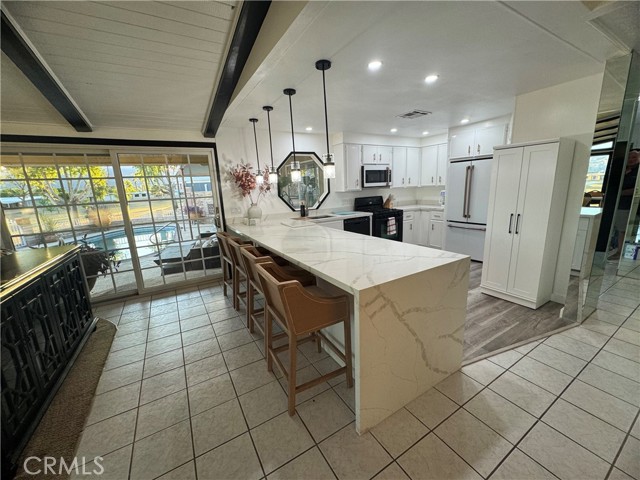 MLS #SB25225779 image #1