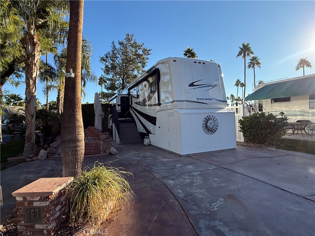 MLS #SR25015576 image #1