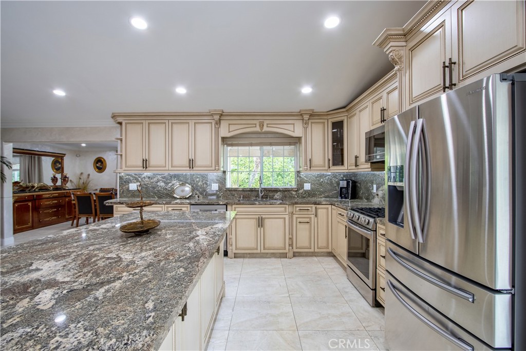 MLS #SR25054338 image #13