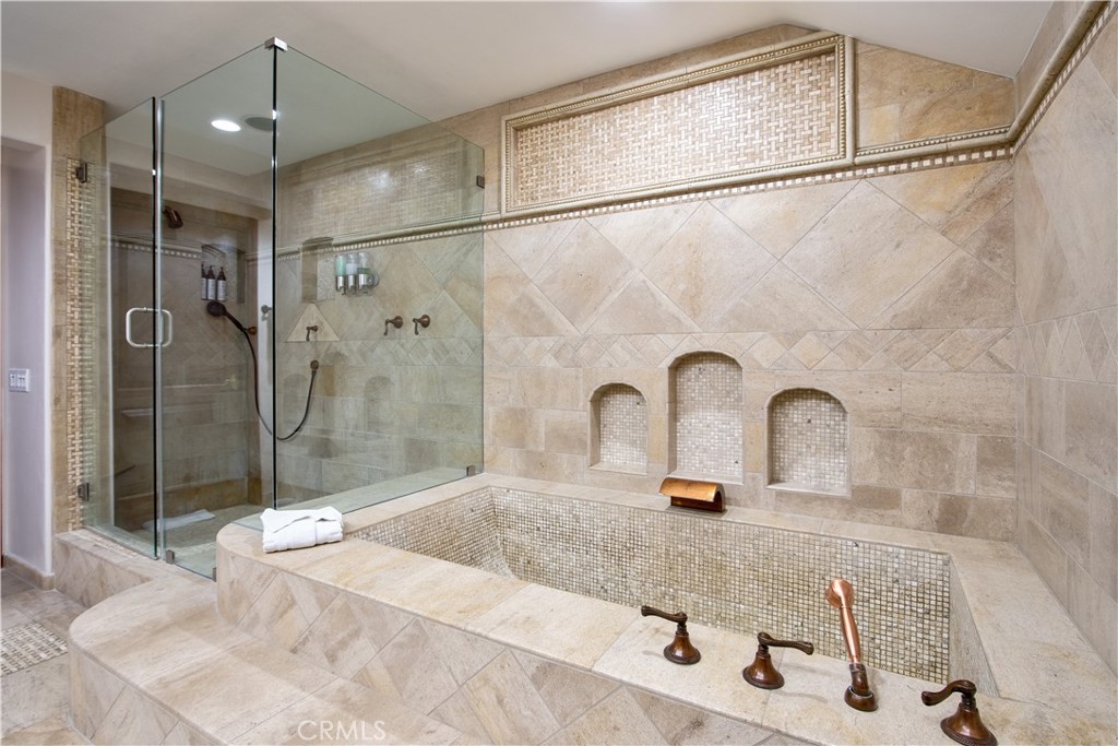 MLS #SR25054338 image #24